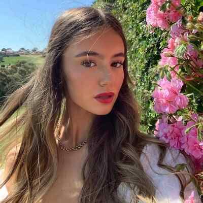 Ella Cervetto Bio, Boyfriend, Career, Net Worth,。